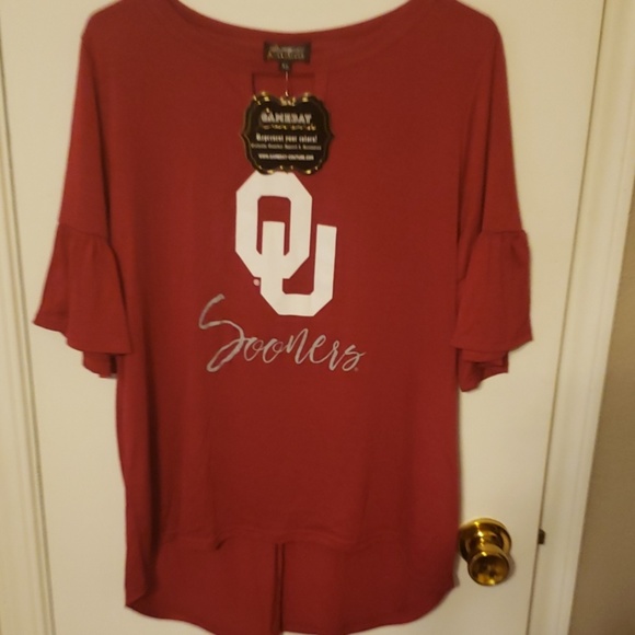 Gameday-Coutour Tops - Gameday Coutour NWT top!